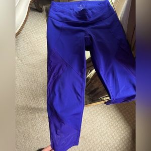 Athleta crop ventilated running legging small